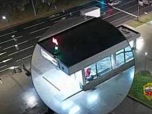 Москвича избили и ограбили в вестибюле метро