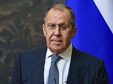 Руководство отеля на Аляске восхищено Лавровым
