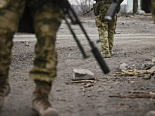 Стало известно, чем вооружили бывших солдат ВСУ