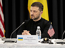 На Украине рассказали о бегстве знакомых Зеленского из страны под…