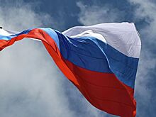 Небоскреб, где Зеленский купил квартиру, украсили цветами флага РФ: куда…