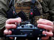 Украинский беспилотник подорвал машину с двумя женщинами внутри в российском…