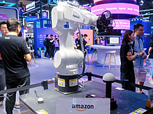 Обзор иноСМИ: «тяжелое положение Украины» и миллион роботов Amazon