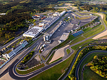 Нюрбургринг отмечает 100-летие: вспоминаем историю легендарной гоночной трассы