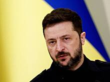 Подпись Зеленского внезапно исчезла из закона после массовых протестов на…