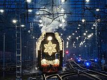 Поезд Деда Мороза проехал по Москве