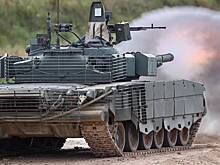 Российским войскам передали партию модернизированных танков Т-80