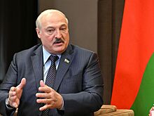 «Девчонки, готовьтесь»: Лукашенко заговорил о войне
