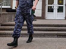 На полицейского напали в центре Москвы
