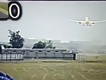Появилось видео взлета и падения Boeing 787 Dreamliner в Индии
