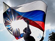 Дипломаты прокомментировали сожжение российского триколора в Тбилиси